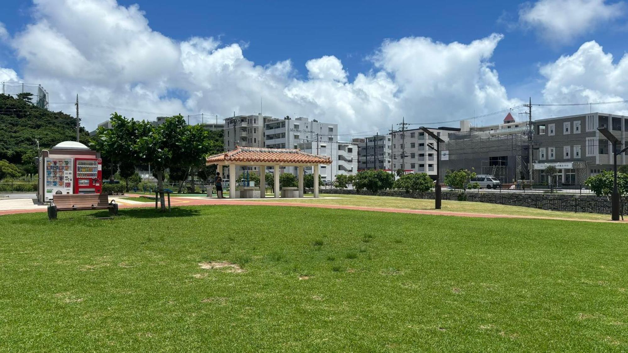 Kokoro No Yado Mihama Hotell Chatan Exteriör bild